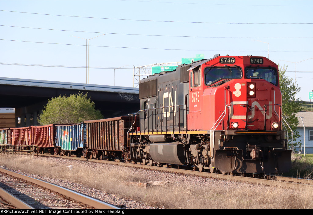 CN 5746